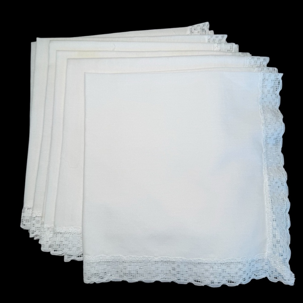 Set of 6 handmade lace vintage cloth napkins 13x13” square